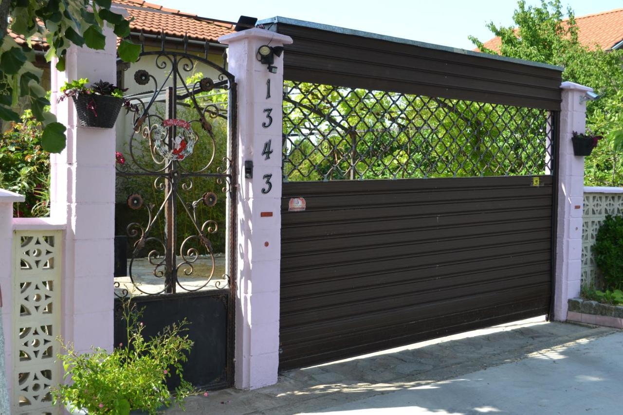 Sea & Garden Villa Varna Exterior photo